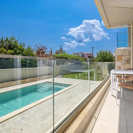 Musafiris Luxury *